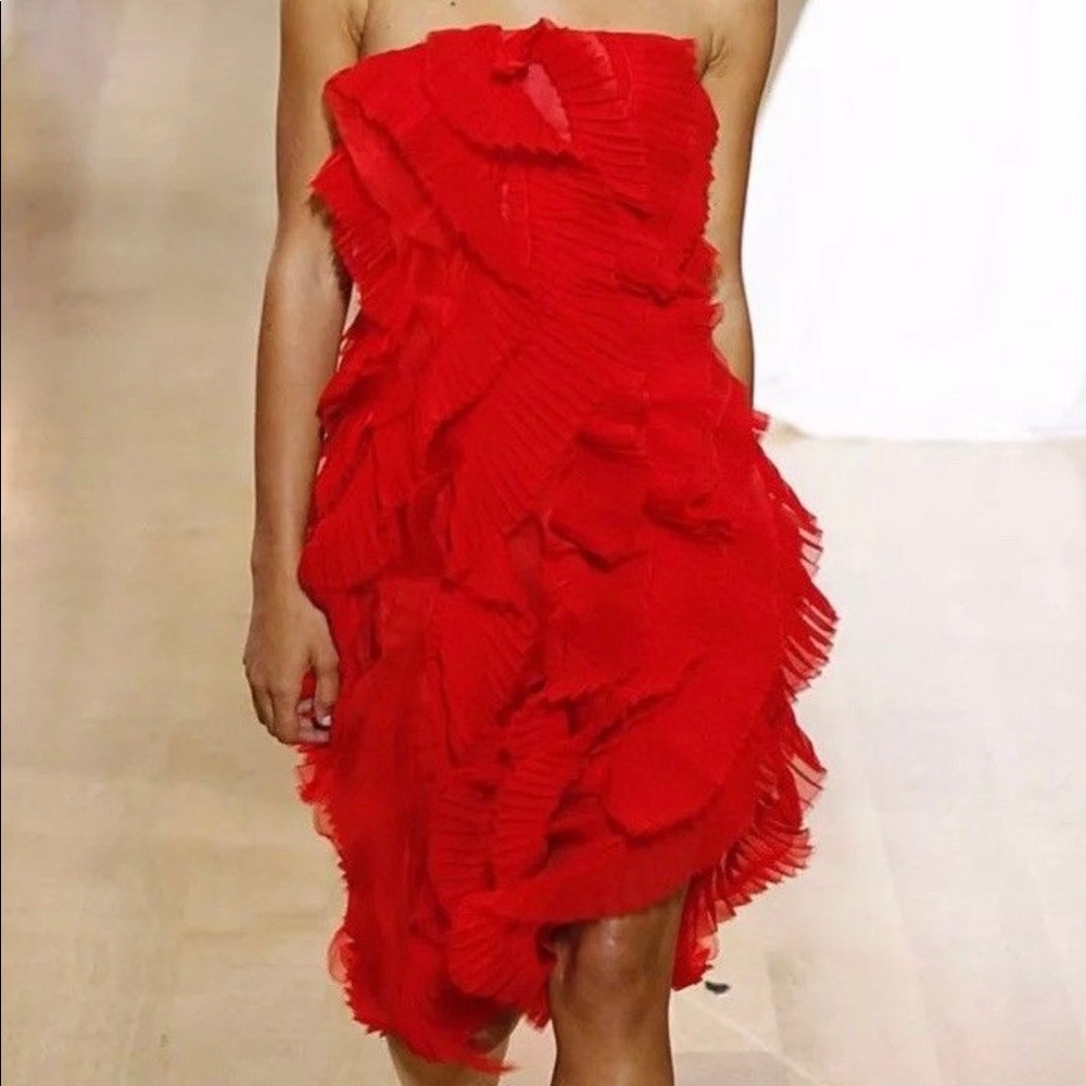 Oscar de la Renta Pleated Ruffle Silk Dress interesting gorgeous gown